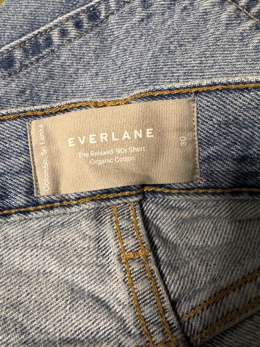 EVERLANE Relaxed 90s Short Organic in Vintage Sunbleached Blue Sz 30 EUC 136 - Picture 4 of 4